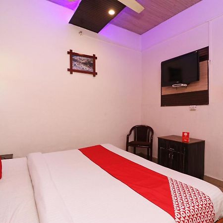 Oyo 77137 Hotle Castle Inn Mumbai Exterior photo